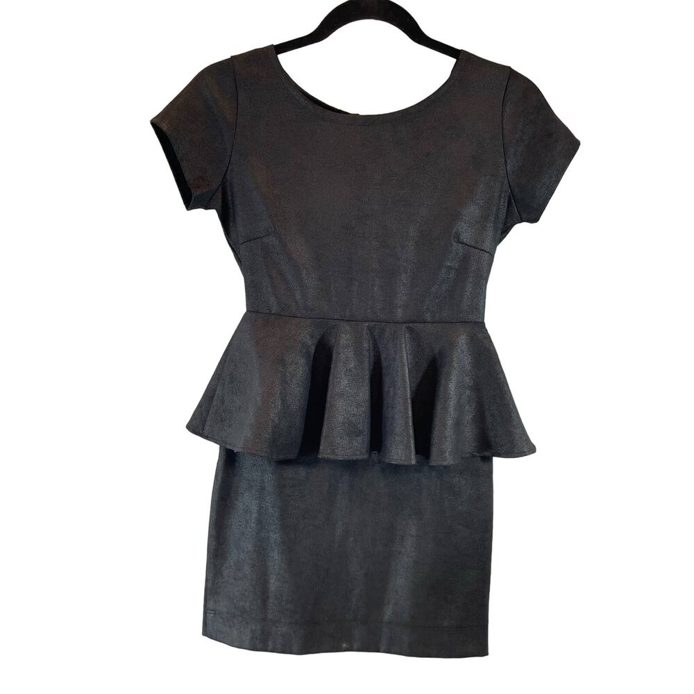 RED by SAKS FIFTH AVE Short Sleeve Black Peplum Dress - Size XS